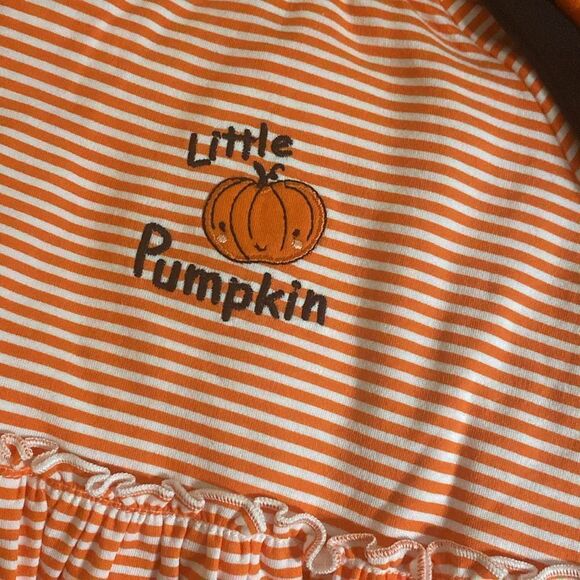 Little Pumpkin Two Piece Set with headband - Picture 4 of 5